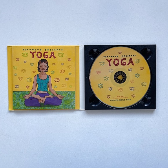 Putumayo Presents: Yoga - Audio CD By Various Artists - VERY GOOD - Picture 4 of 5